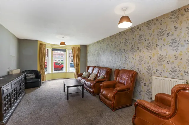 Photo 2 — Durward Court, Shawlands, Glasgow, G41