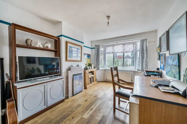 Cottimore Avenue, Walton-On-Thames, KT12, photo 2