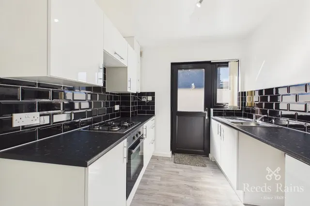 Photo 3 — Foryd Road, Kinmel Bay, Conwy, LL18