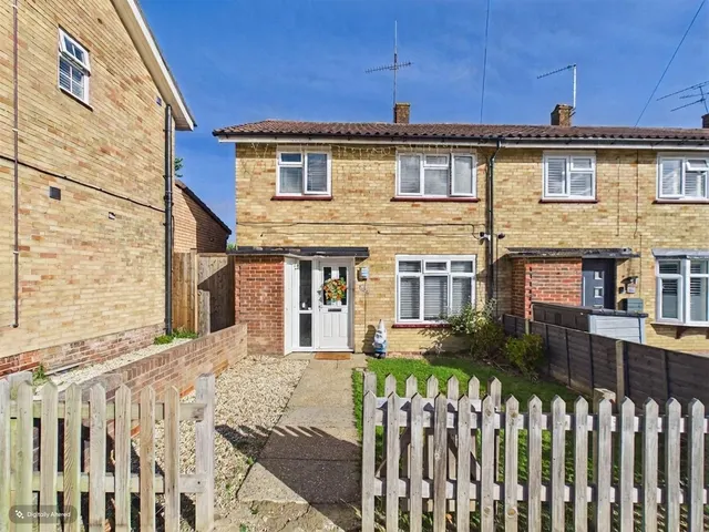 Drake Road, Tilgate, RH10, photo 1