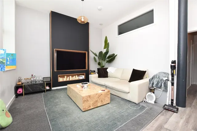 Park Mill Court, Morley, LS27, photo 3