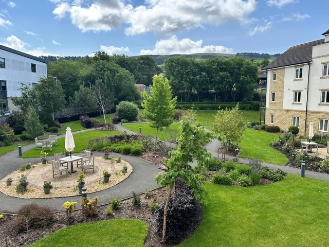 Railway Road, Ilkley, photo 1