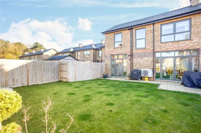 Dorchester Mews, Upper Longcross, KT16, photo 1