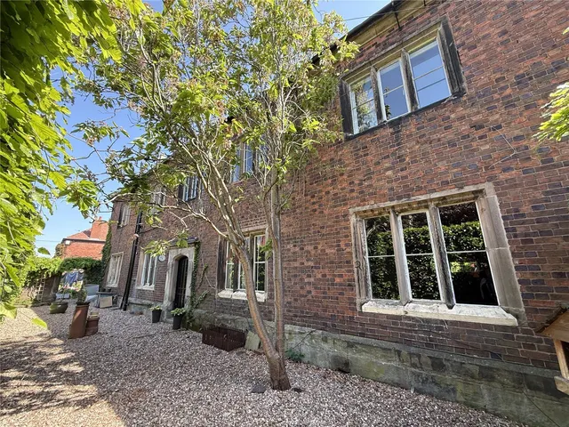 High Street, Polesworth, Tamworth, Warwickshire, B78, photo 1