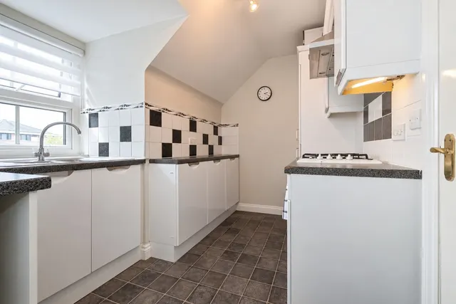 Romsey Road, Eastleigh, SO50, photo 3