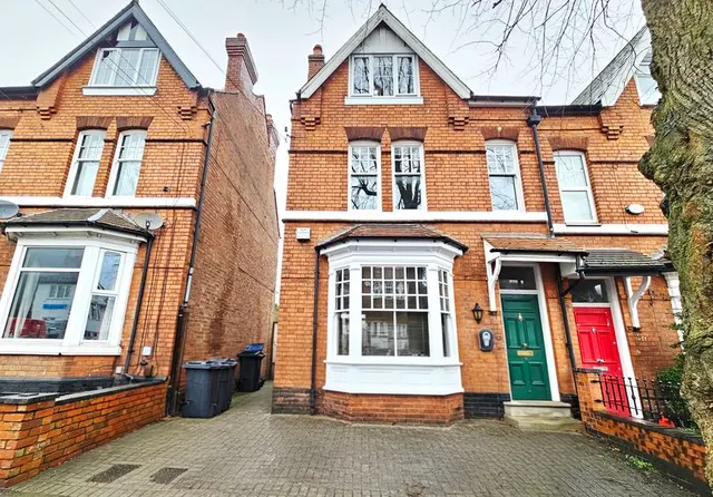 While Road, Sutton Coldfield, B72, photo 1