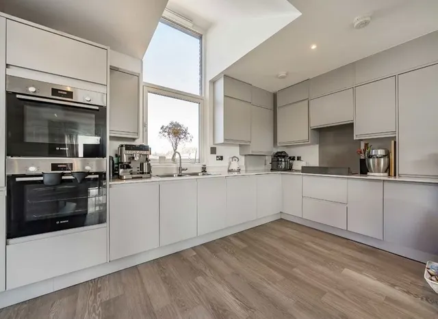 Edgewood Mews, Finchley, N3, photo 3