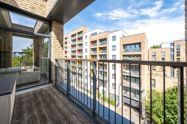 Palmerston Road, Acton, W3, photo 3