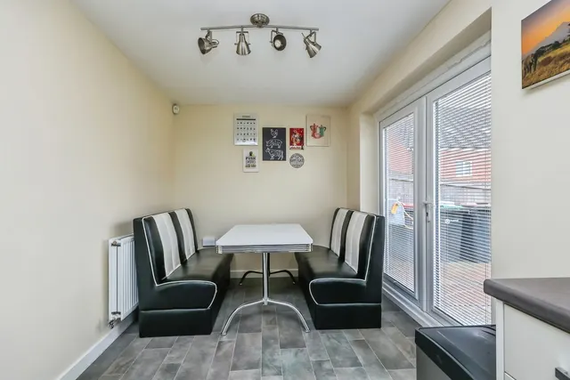 Spitfire Way, Hucknall, NG15, photo 3