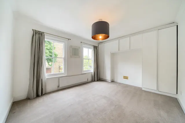 Trott Street, London, SW11, photo 3