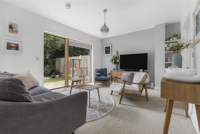 Royal Way, Trumpington, CB2, photo 2