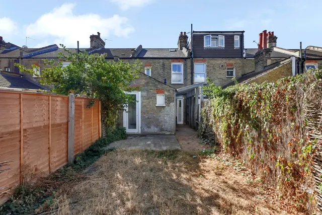 Photo 2 — 152 Masterman Road, London, E6 3NP