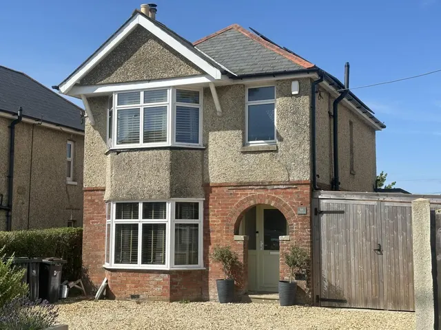 Dorchester Road, BH16, photo 1