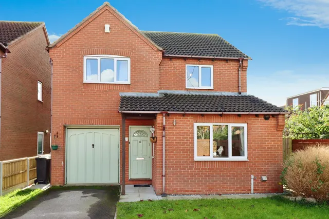 Lapwing Close, Bradley Stoke, Bristol, Gloucestershire, BS32, photo 1