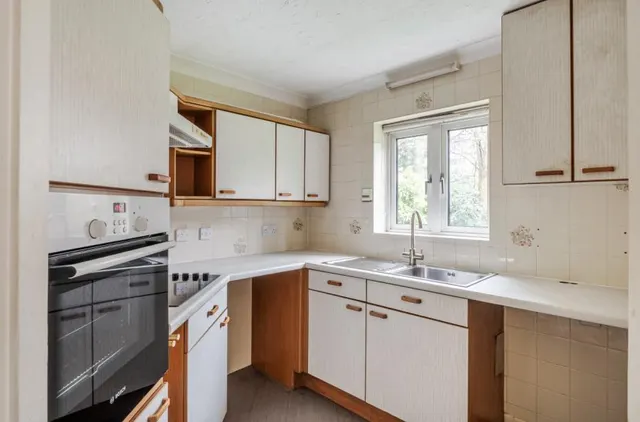 London Road, Headington, OX3, photo 3