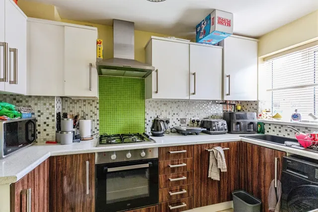 Tyne Way, Rushden, NN10, photo 3