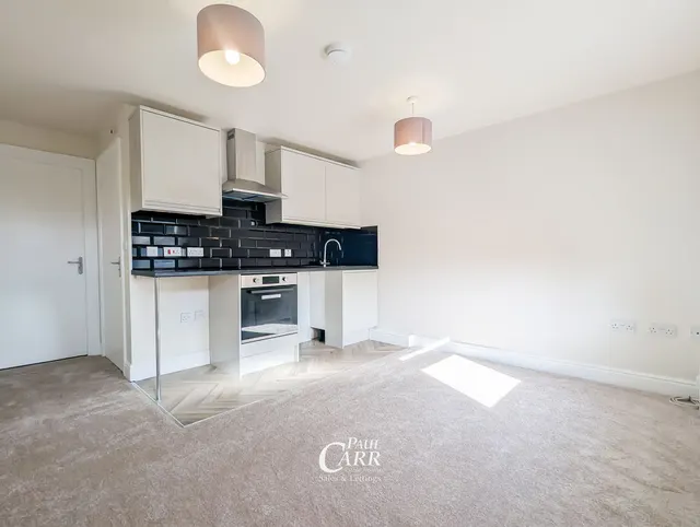 Hednesford Road, Heath Hayes, WS12, photo 2