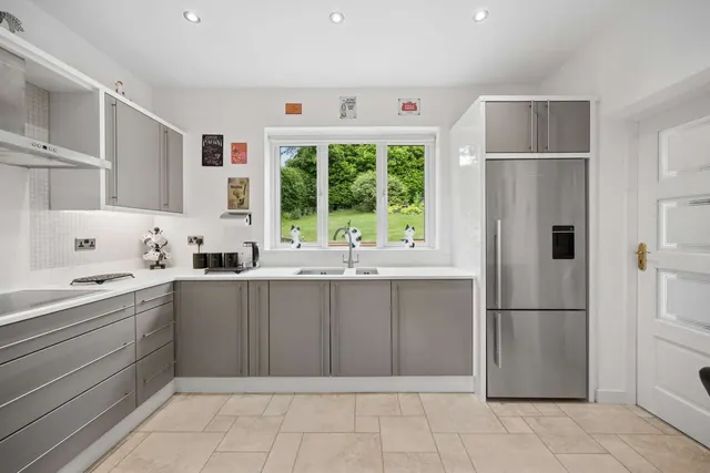 Badger Road, Prestbury, SK10, photo 3