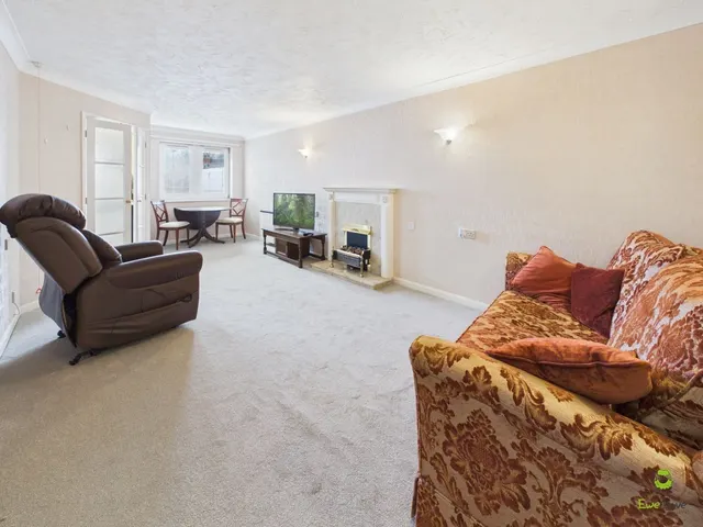 East Street, Bexleyheath, DA7, photo 1