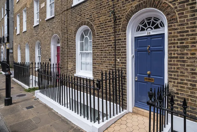 Charlton Place, Islington, N1, photo 1