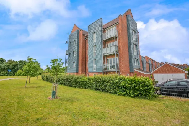 Somers Way, Eastleigh, SO50 5TQ, photo 1