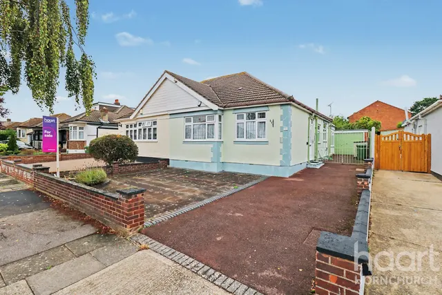 Fairfield Close, Hornchurch, RM12, photo 1