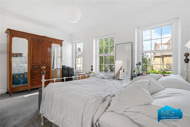 Lincoln Road, East Finchley, N2, photo 3