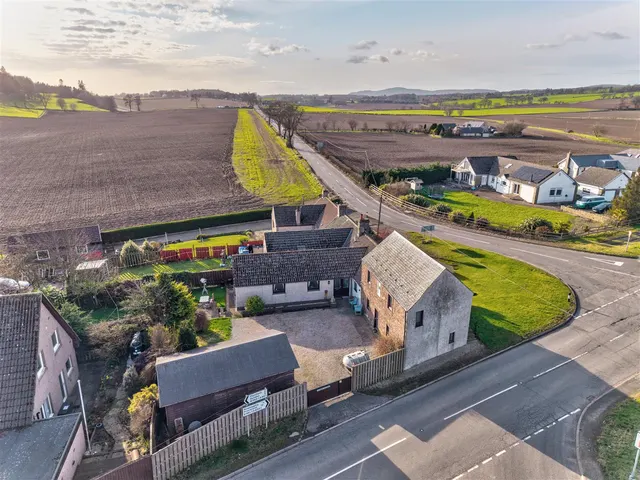 Drumsturdy Road, Newbigging, photo 3