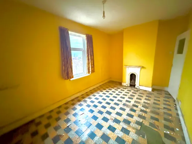 Photo 3 — Dixon Street, Swindon, Wiltshire, SN1 3PL