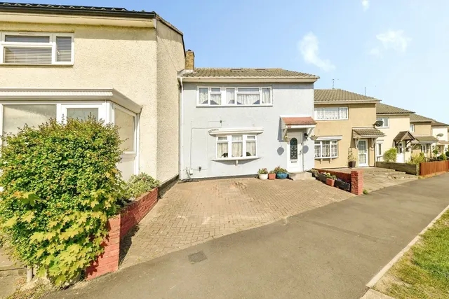 Chells Way, Stevenage, SG2, photo 1