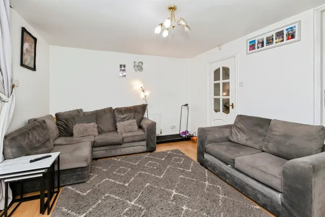 High Street, Chalvey, SL1, photo 3