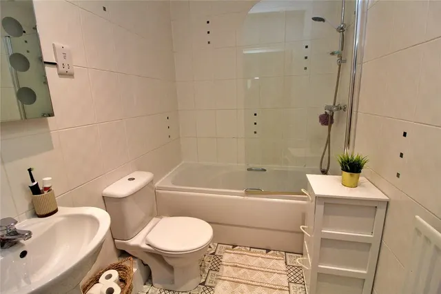 Holly Way, Leeds, LS14, photo 3