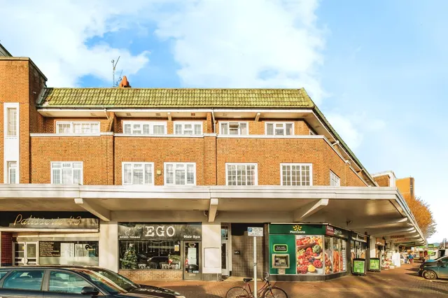 Strand Parade, Goring-By-Sea, BN12, photo 1