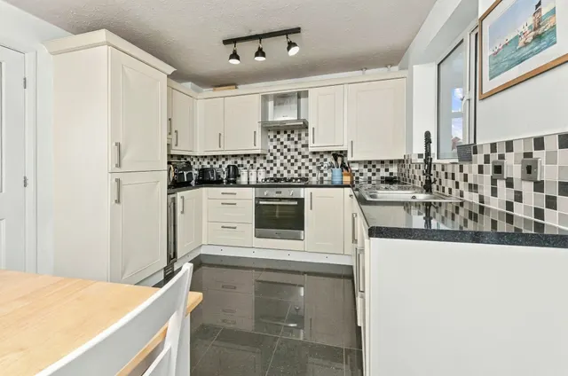 Westerley Lane, Shelley, HD8, photo 3