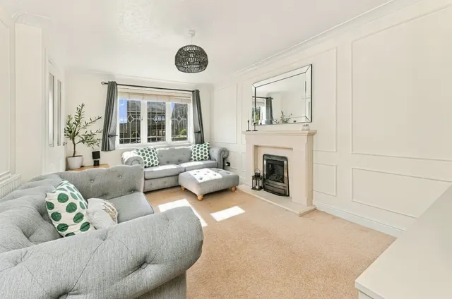 Westerley Lane, Shelley, HD8, photo 2