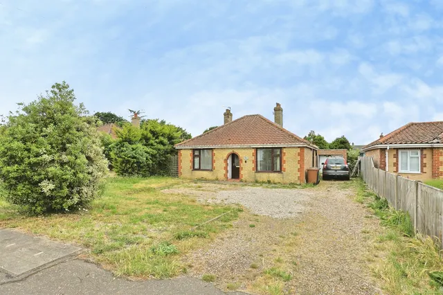 Shipdham Road, Dereham, photo 1