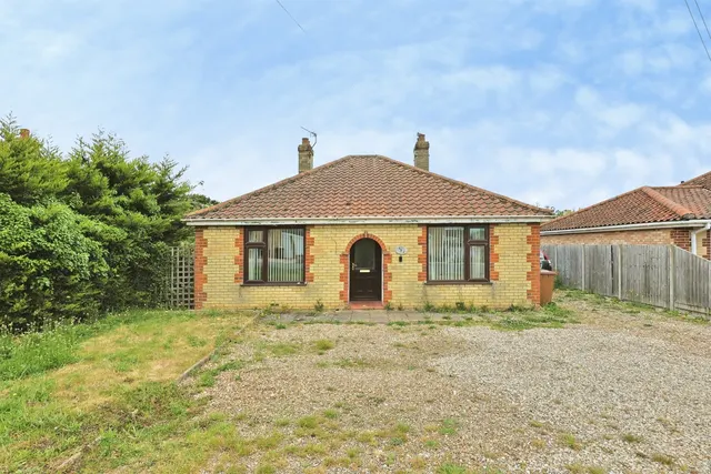 Photo 2 — Shipdham Road, Dereham