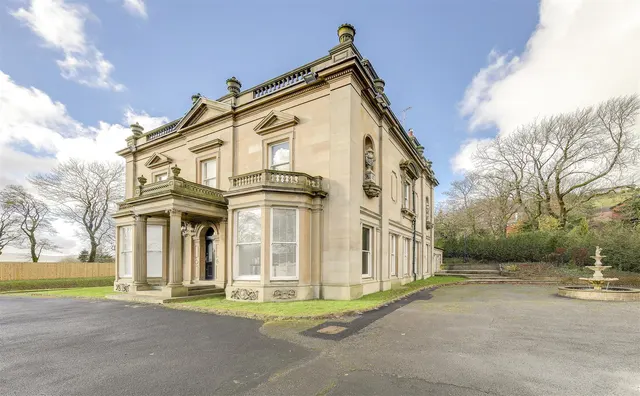 Wesley Place, Bacup, photo 2