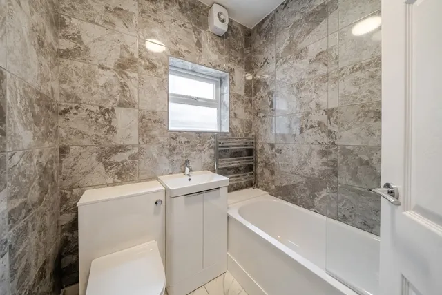 Farley Road, Catford, SE6, photo 2