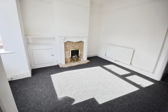 Hamil Road, Burslem, ST6, photo 3