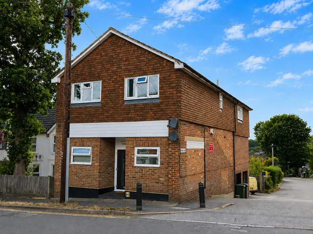 Hailsham Road, Heathfield, TN21 8AE, photo 1