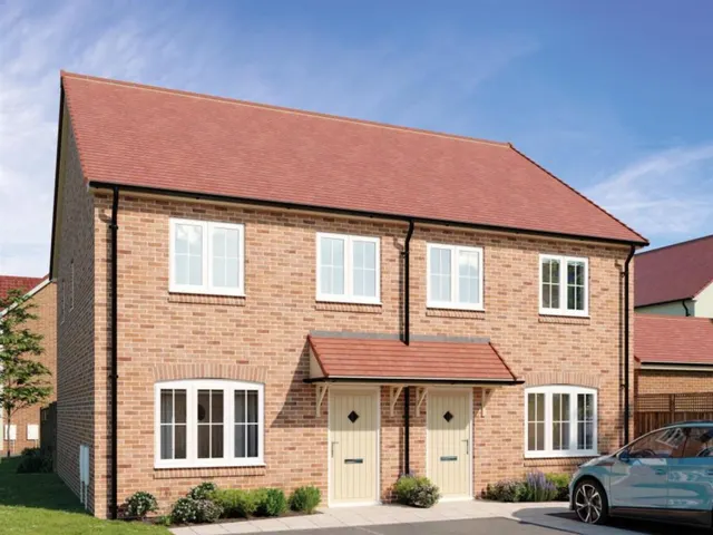 Stoke Albany Road, Desborough, photo 1