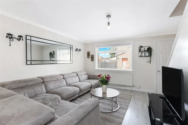 Photo 2 — Bruntsfield Avenue, Parkhouse, Glasgow City, G53