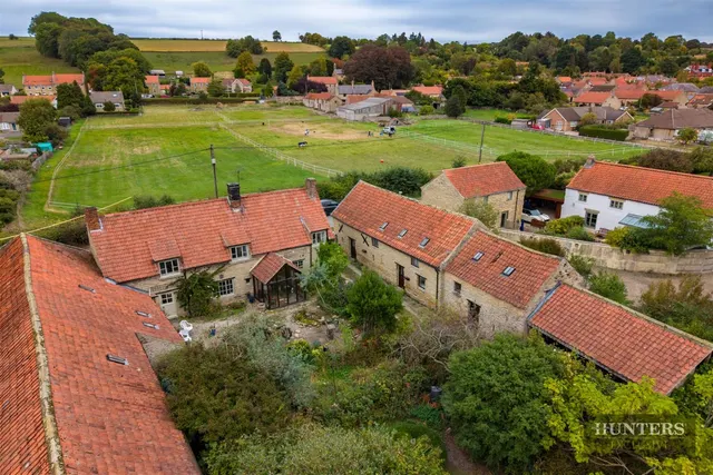 West Lane, Snainton, YO13, photo 1