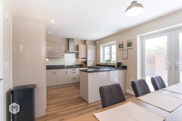 Regents Place, Lostock, BL6, photo 2