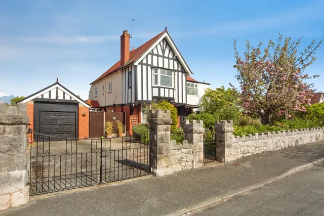 Ebberston Road East, Rhos on Sea, LL28, photo 1