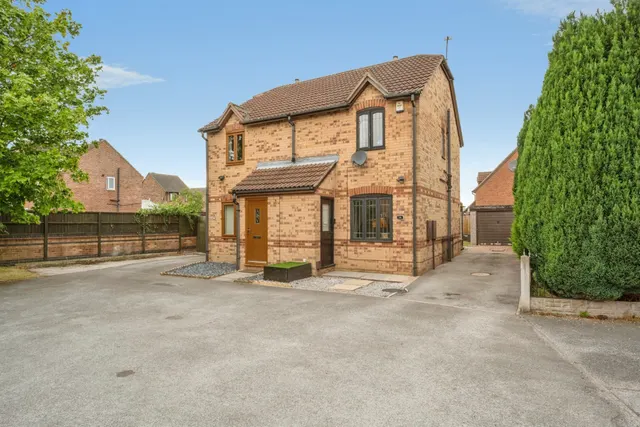 Headingley Way, Edlington, Doncaster, photo 1