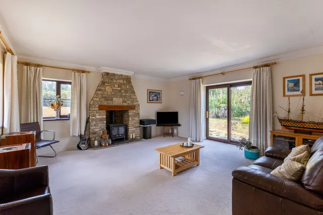 Photo 3 — Pucklechurch Road, Hinton, SN14
