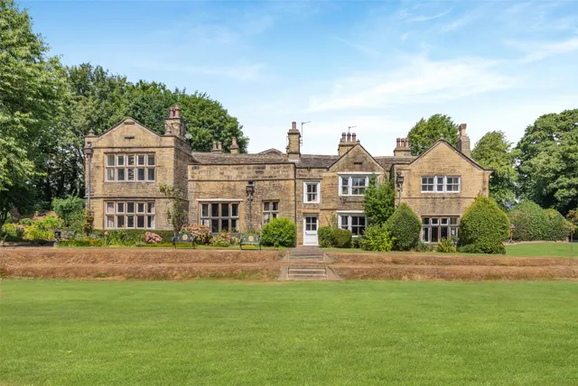 Halifax Road, Calderdale, HD6, photo 1