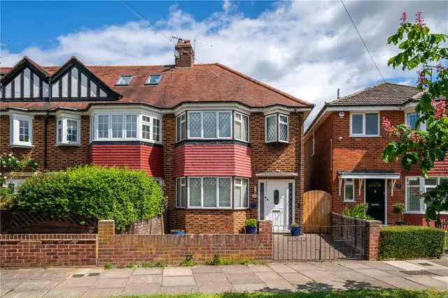 Dukes Avenue, Richmond, TW10, photo 1